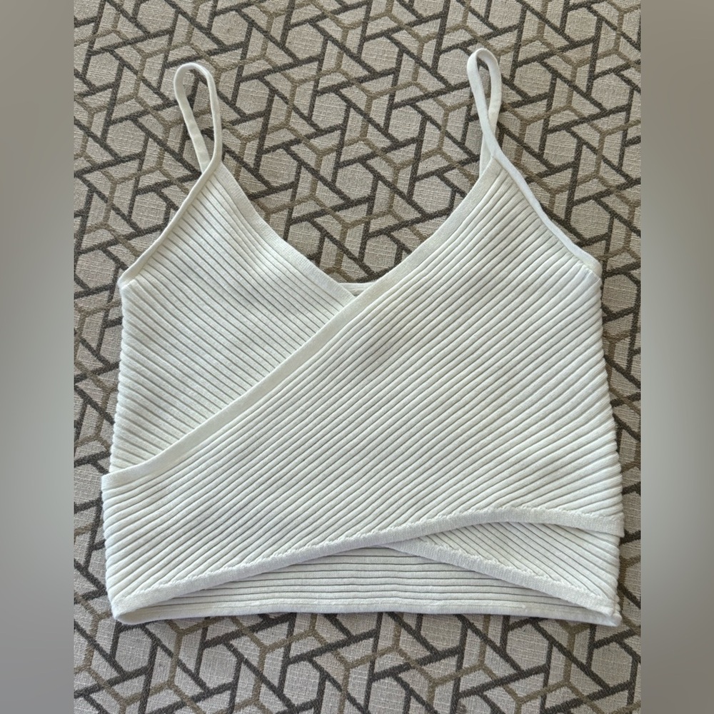 S68 aerie Size Large Off White Ribber Sweater Spaghetti Strap Tank Top Stretches